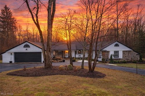 7161 Old Mill Rd, Chesterland, OH, 44026-2823 | Card Image