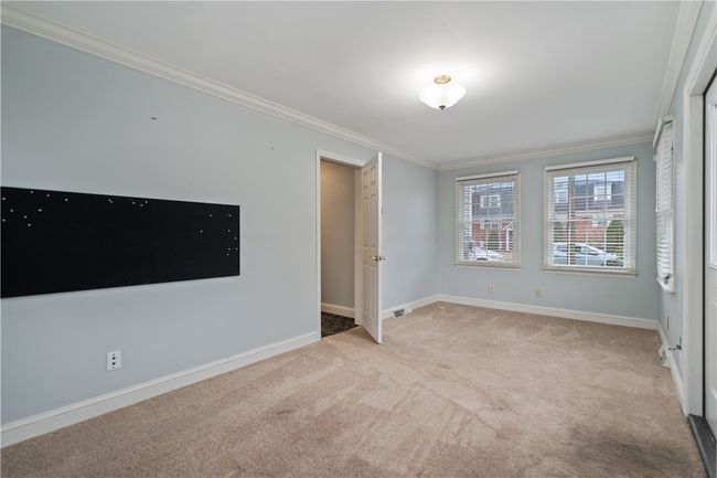 396 4 Th St, House other with 5 bedrooms, 3 bathrooms and 6 parking in Beaver PA | Image 14