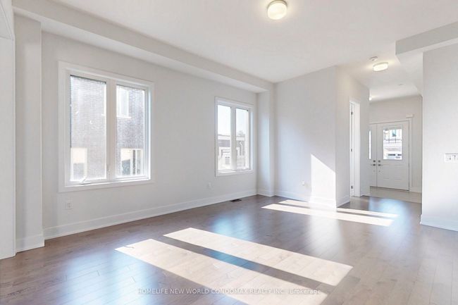 231 Sikura Cir, House other with 6 bedrooms, 5 bathrooms and 4 parking in Aurora ON | Image 4