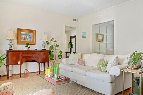 apt-a6-2230 Peachtree Rd Nw, Atlanta, GA, 30309-1134 | Card Image