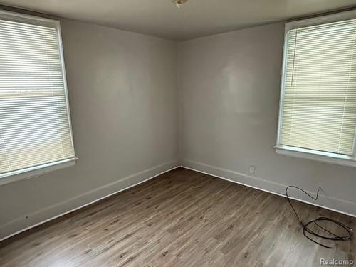 1-12211 Stoepel Street, Detroit, MI, 48204 | Card Image