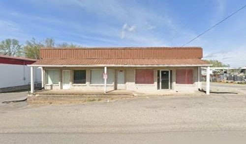 801 Scottsville Rd, Lafayette, TN, 37083-1537 | Card Image