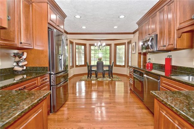 Kitchen | Image 8
