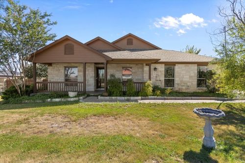 135 Parkland Dr, Cedar Creek, TX, 78612-3836 | Card Image