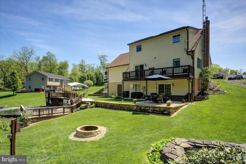 3979 Campbell Cir, Orrstown, PA, 17244-9507 | Card Image