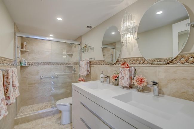 APT-604 - 1505 N Riverside Dr, Condo with 2 bedrooms, 2 bathrooms and null parking in Pompano Beach FL | Image 34