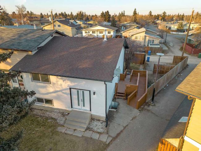 2966 Doverville Crescent Se, Home with 4 bedrooms, 2 bathrooms and 2 parking in Calgary AB | Image 40