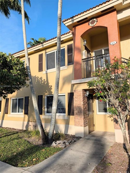 102-945 Ne 33rd Ter, Homestead, FL, 33033 | Card Image