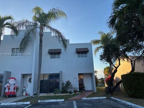8-10320 Sw 154th Circle Ct, Miami, FL, 33196-2611 | Card Image