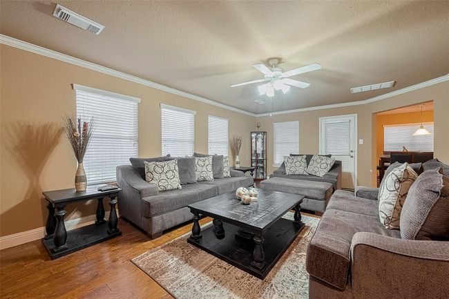 1402 Merryglen Ct, House other with 3 bedrooms, 3 bathrooms and 2 parking in Spring TX | Image 8