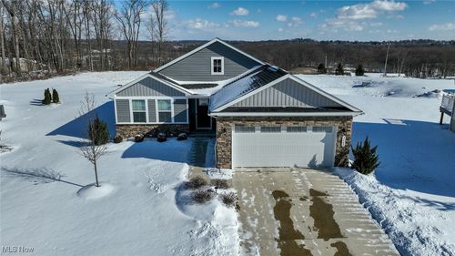 3649 Stradley Circle, Norton, OH, 44203 | Card Image