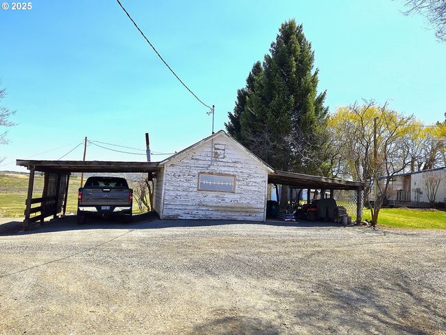 401 Main St, House other with 3 bedrooms, 2 bathrooms and 1 parking in Unity OR | Image 45