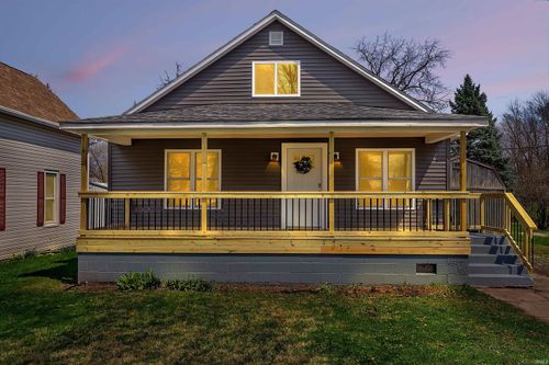 307 S Park Ave, Rensselaer, IN, 47978-3037 | Card Image