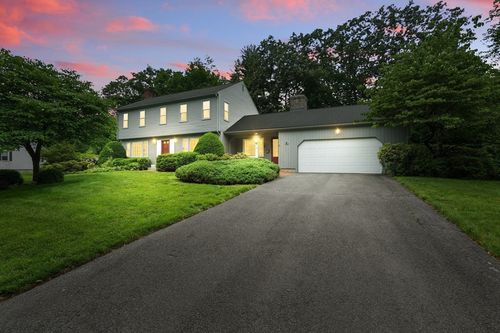 98 Coventry Ln, Longmeadow, MA, 01106-1628 | Card Image
