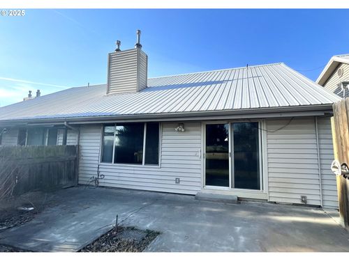 apt-4-316 Klickitat St, Umatilla, OR, 97882-9416 | Card Image