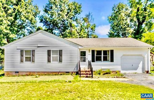 878 Patton Farm Rd, STUARTS DRAFT, VA, 24477-2618 | Card Image