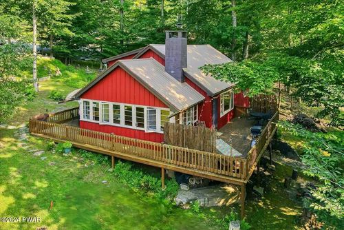 112 Beechwood Cove Rd, Greentown, PA, 18426-8915 | Card Image
