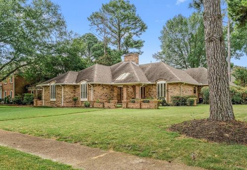 6677 Neshoba Rd, Memphis, TN, 38120-8847 | Card Image