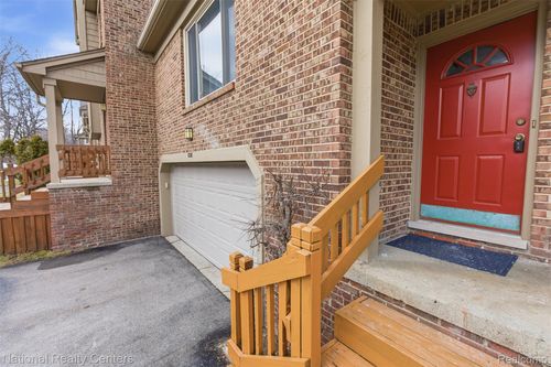 34-6298 Aspen Ridge Blvd, West Bloomfield, MI, 48322-4433 | Card Image