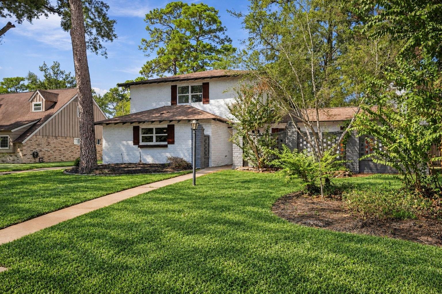 Residential in Spring 5