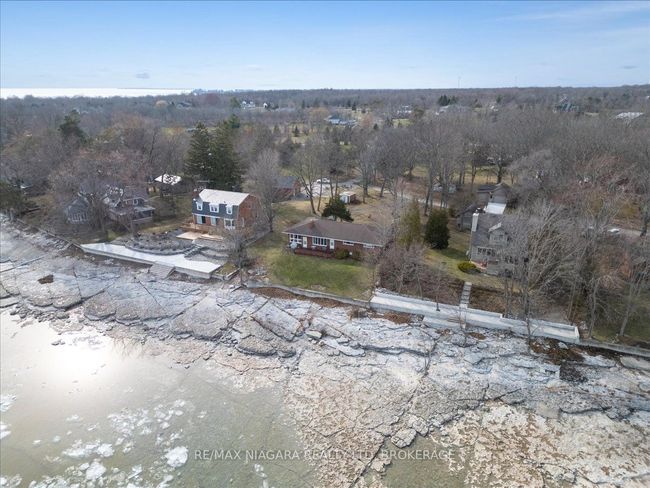12 Harbourview Rd, House other with 3 bedrooms, 2 bathrooms and 8 parking in Port Colborne ON | Image 38