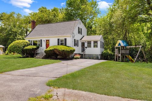27 Connie Dr, Foxboro, MA, 02035-1645 | Card Image