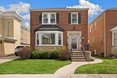 6039 N Richmond St, Chicago, IL, 60659-2513 | Card Image