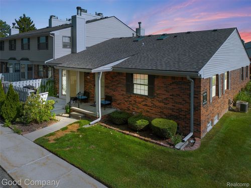 4-1801 Vine Way Dr, Canton, MI, 48188-1850 | Card Image