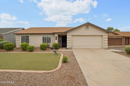 2082 E San Tan Ct, Gilbert, AZ, 85296-3996 | Card Image