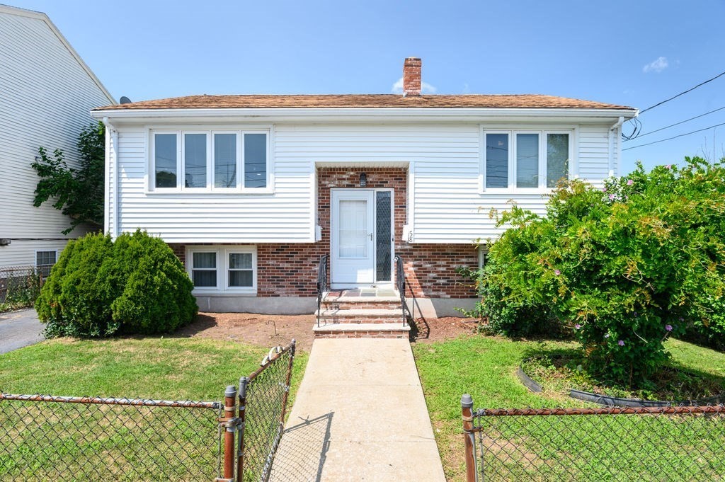 Temple St, Revere, MA 02151