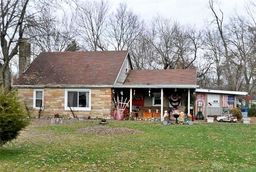 111 Cain St, New Lebanon, OH, 45345-1209 | Card Image