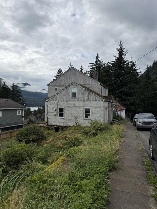 840 Goldbelt Avenue, Juneau, AK, 99801-9999 | Card Image