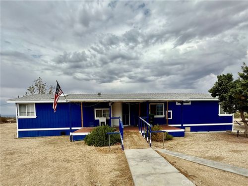 1774 Barkley Ranch Rd, Pinon Hills, CA, 92372 | Card Image
