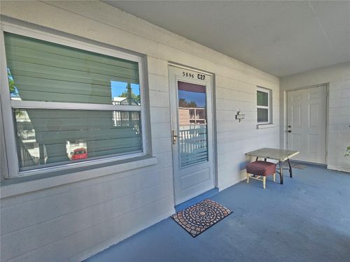 c27-5896 Palm Ln, BRADENTON, FL, 34207-8517 | Card Image