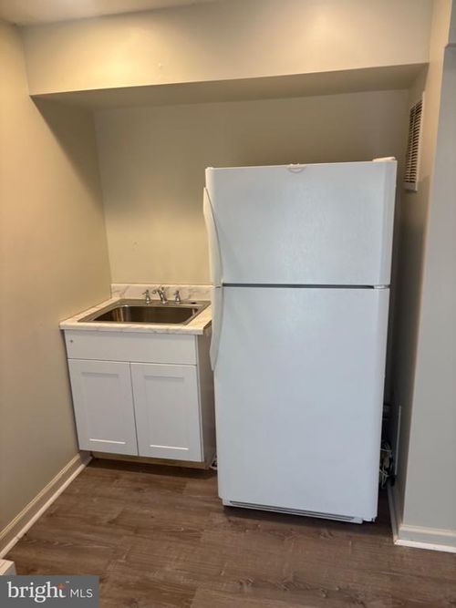 8008 River Field Ct, BOWIE, MD, 20715-3305 | Card Image