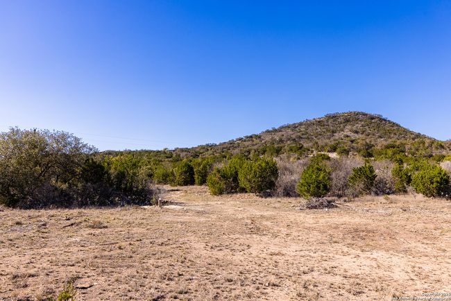 2350 Little Dry Frio Rd, Home with 0 bedrooms, 0 bathrooms and null parking in Rio Frio TX | Image 13