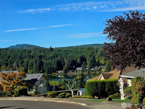 7010 Cormorant Pl, Bremerton, WA, 98312-8835 | Card Image