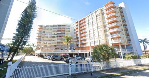 apt-307-2025 Ne 164th St, North Miami Beach, FL, 33162-4156 | Card Image