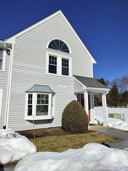 apt-16-75 Warren St W, Raynham, MA, 02767-1367 | Card Image