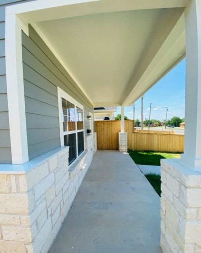 View of patio | Image 11