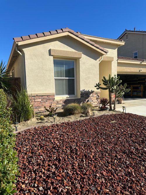 1082 Santa Lucia Dr, Pittsburg, CA, 94565-7613 | Card Image