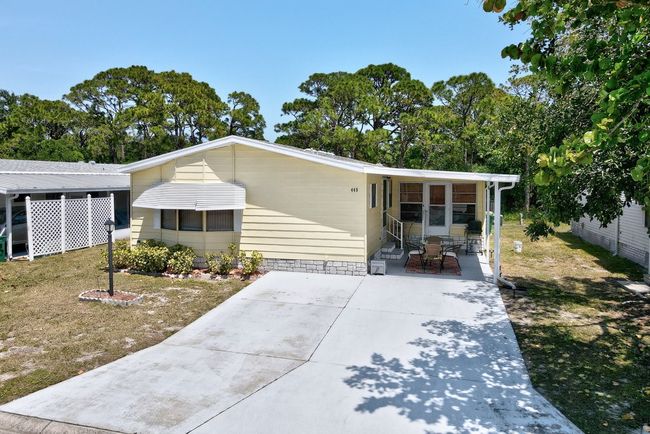 449 Egret Cir, House other with 2 bedrooms, 2 bathrooms and null parking in Barefoot Bay FL | Image 4