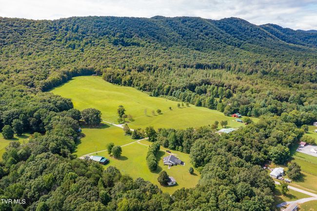 121 Dee Runion Rd, House other with 2 bedrooms, 2 bathrooms and null parking in Jonesborough TN | Image 48