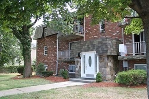 apt-5-10 Skyline Dr, Braintree, MA, 02184-1124 | Card Image