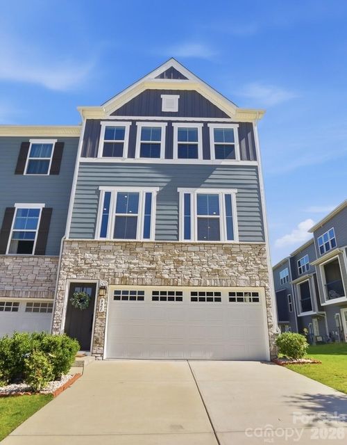 921 Portrush Ln, Tega Cay, SC, 29708-6002 | Card Image