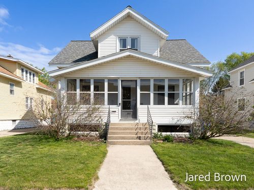 1039 Pennoyer Ave, Grand Haven, MI, 49417-1933 | Card Image