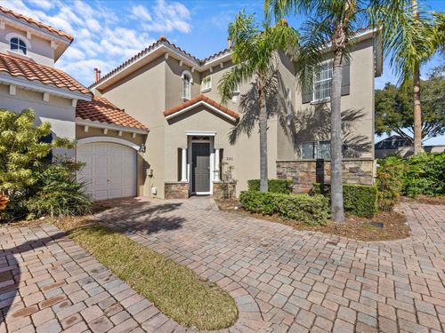 220 Brunello Dr, DAVENPORT, FL, 33897-8327 | Card Image