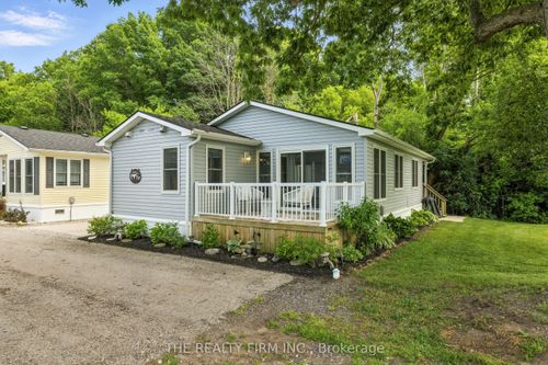 1-22790 Amiens Rd, Komoka, ON, N0L1R0 | Card Image