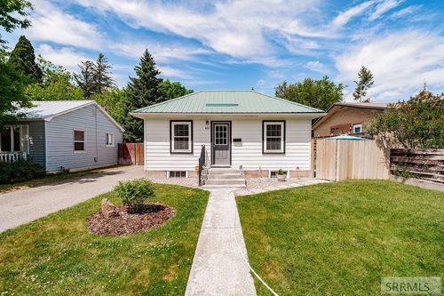 445 6th St, Idaho Falls, ID, 83401-4708 | Card Image