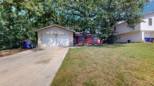 712 Timberline St, Kennedale, TX, 76060-2432 | Card Image